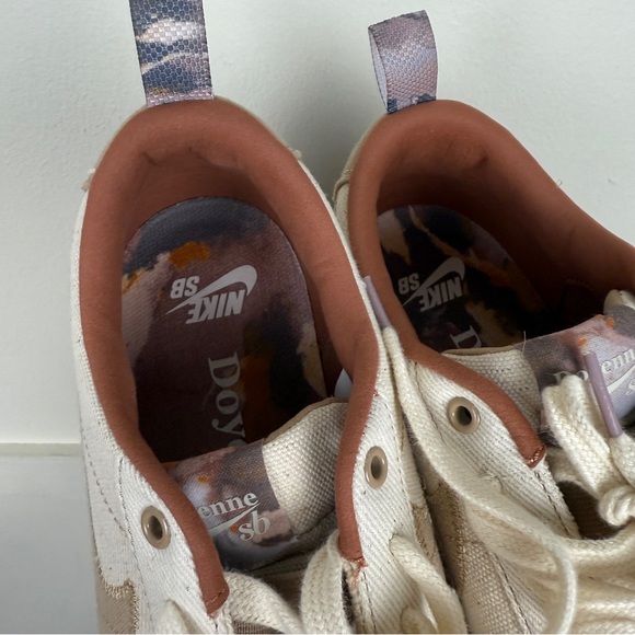 Nike SB Doyenne Blazer Low Sneakers - Picture 8 of 10